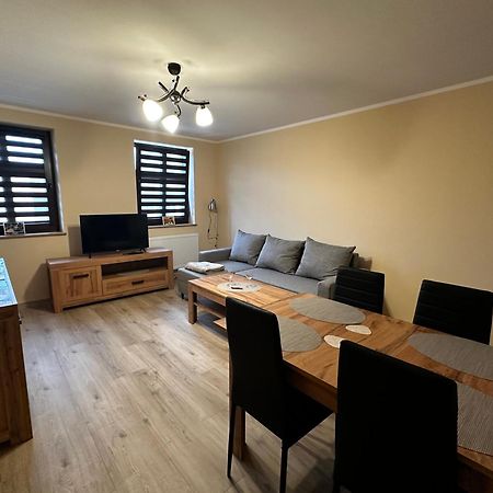 Apartamenty Alicja Dzierzoniow Exterior photo