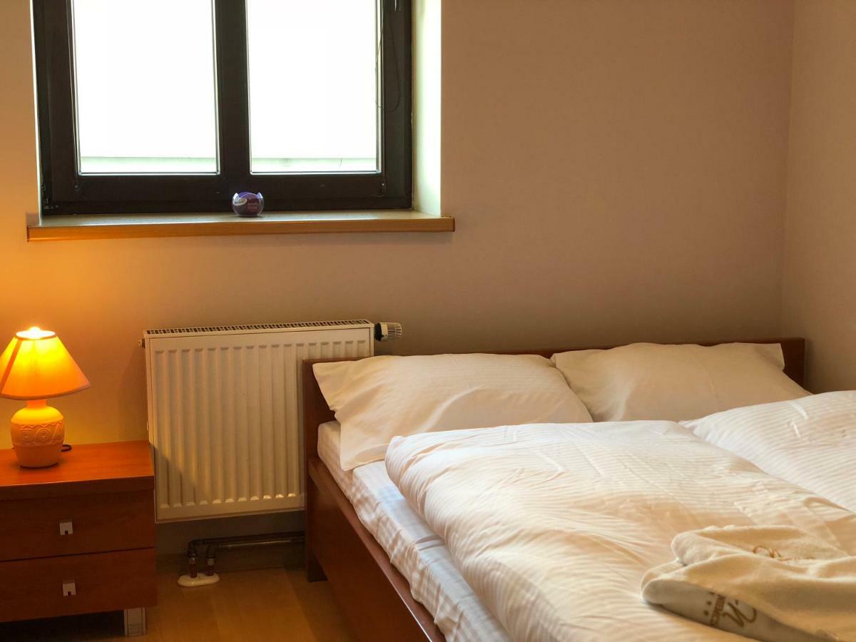 Apartamenty Alicja Dzierzoniow Exterior photo
